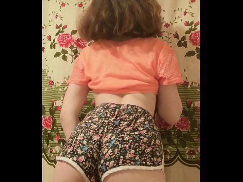 ❤️ Babe żagħżugħa sexy tqaxxir ix-xorts tagħha fuq il-kamera ️❌ Video tal-ħakk fil-porn mt.extratorrents.top ❌️
