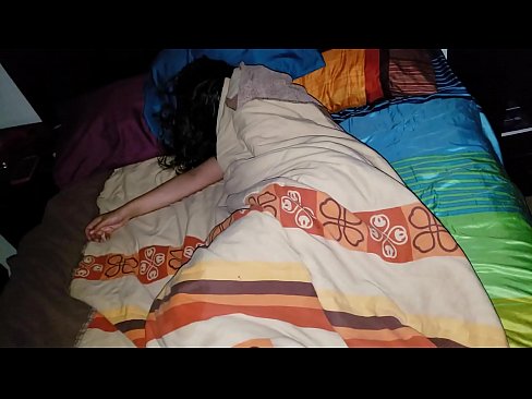 ❤️ Stepson jgħajjar lill-mara żagħżugħa tiegħu waqt li torqod. ️❌ Video tal-ħakk fil-porn mt.extratorrents.top ❌️